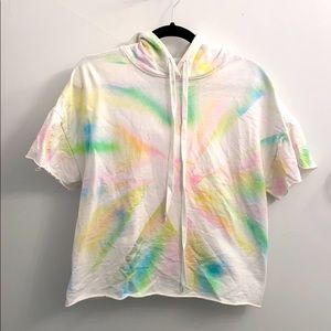 Tie-dye short sleeved hoodie